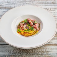 Решти с ростбифом и икрой тобико