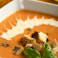 Рыбный суп со сливками и карри