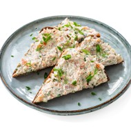 Риет из форели с редиской