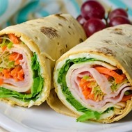 Ролл с ветчиной и сыром