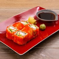 Роллы «Калифорния» с тобико