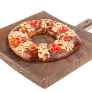 Испанский праздничный пирог роскон-де-рейес