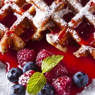 Рождественские вафли с черникой