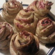 Розочки с яблоками