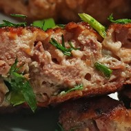 Рубленые печеночные котлеты  с зеленью