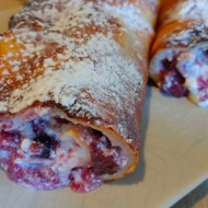 Рулет из финского блина с творожной начинкой