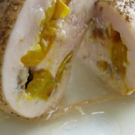 Рулет из курицы с алычой и грецкими орехами