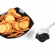 Сахарные крекеры с имбирными цукатами