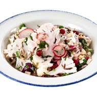 Салат из дикого риса с цветной капустой