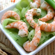 Салат из креветок и огурцов по-китайски
