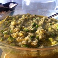 Салат из кускуса с авокадо