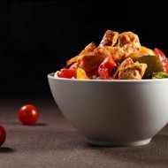 Салат из маринованных овощей с индейкой