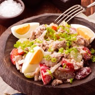 Салат из печени трески с маринадами