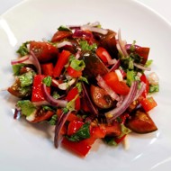 Салат с базиликом