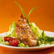 Салат с куриным филе и белыми грибами