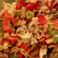 Салат с осьминогами