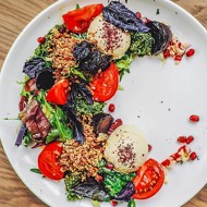 Салат с печеной свеклой и булгуром