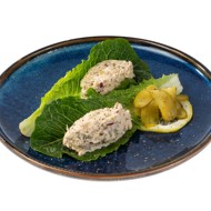 Салат с тунцом