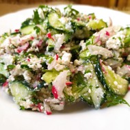 Салат с творогом, редисом и свежим огурцом