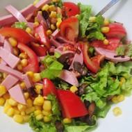 Салат с ветчиной и грибами