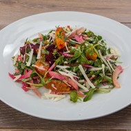 Салат со свеклой, апельсином и фенхелем