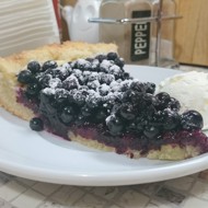 Савойский пирог с черникой