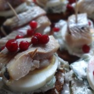 Сельдь, маринованная в винном соусе, по-исландски