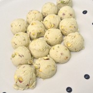 Семифреддо с фисташками и бальзамическим кремом