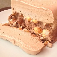 Семифреддо с фундуком и шоколадом