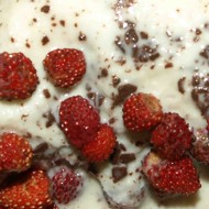 Семифредо с земляникой и шоколадом