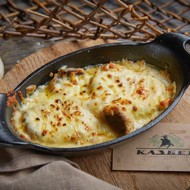 Шампиньоны с сыром сулугуни