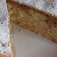 Шарлотка коньячная