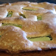 Шарлотка с ревенем