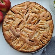 Простая шарлотка