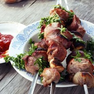 Шашлыки из баранины в гранатовом маринаде