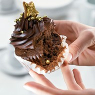 Шоколадный капкейк с кремом ганаш