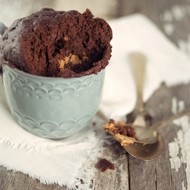 Шоколадный кекс из нутеллы за 3 минуты