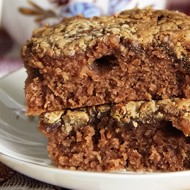 Шоколадный манник с халвой