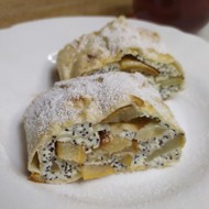 Штрудель из лаваша с грушей