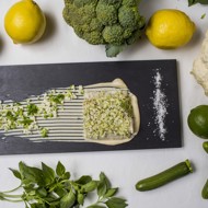 Сибас с пюре из цветной капусты