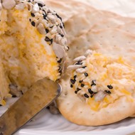 Сырные шарики с кунжутом и семечками