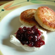 Сырники с изюмом