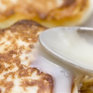 Сырники сладкие тушеные