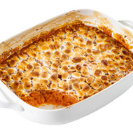 Сладкая запеканка из батата с маршмеллоу