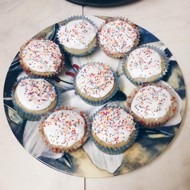 Сладкие маффины с глазурью