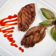 Сливочная пиканья из мраморной говядины с розмарином