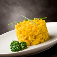 Сливочное ризотто с морковью и пармезаном