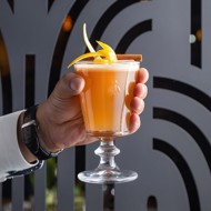 Сливочный тодди с бехеровкой