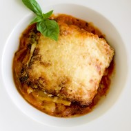 Слоеная грибная закуска с сырами и зеленым луком