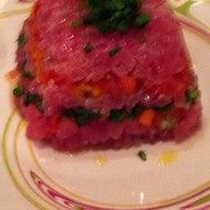 Слоеный тартар из тунца